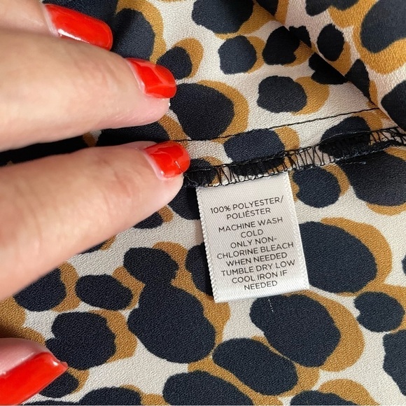 Loft Leopard Print Long Sleeve Button Front Shirt Size Small - Picture 8 of 9